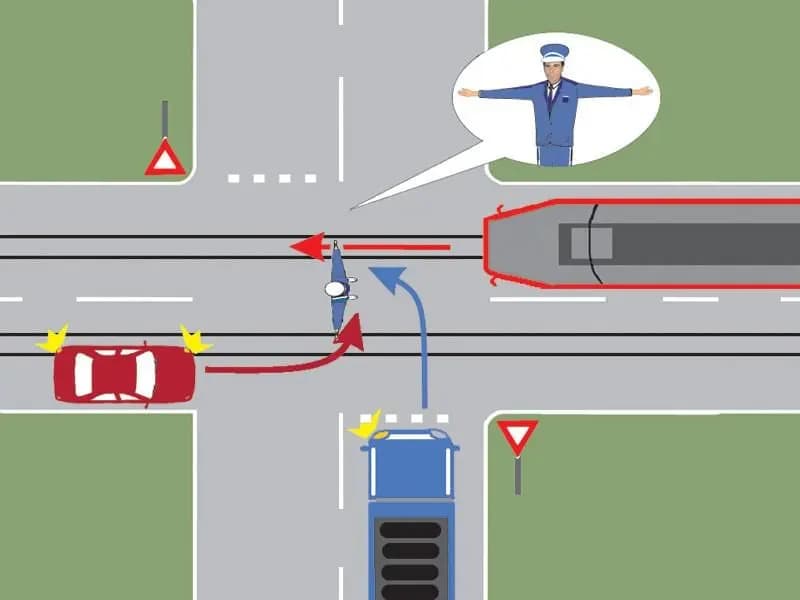 Conducătorul autocamionului poate pătrunde în intersecţie?