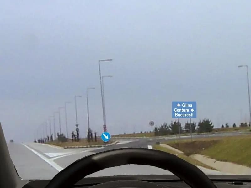 Cum vă comportaţi dacă intenţionaţi să părăsiţi autostrada în acest loc?