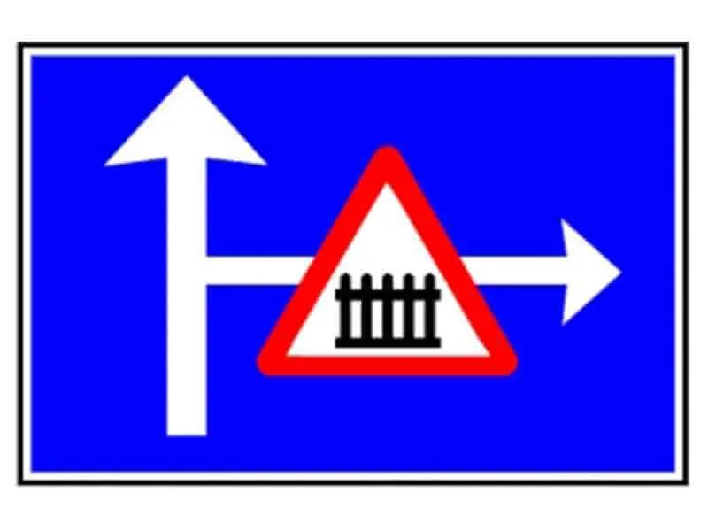 Cum trebuie să procedezi la întâlnirea panoului alăturat?