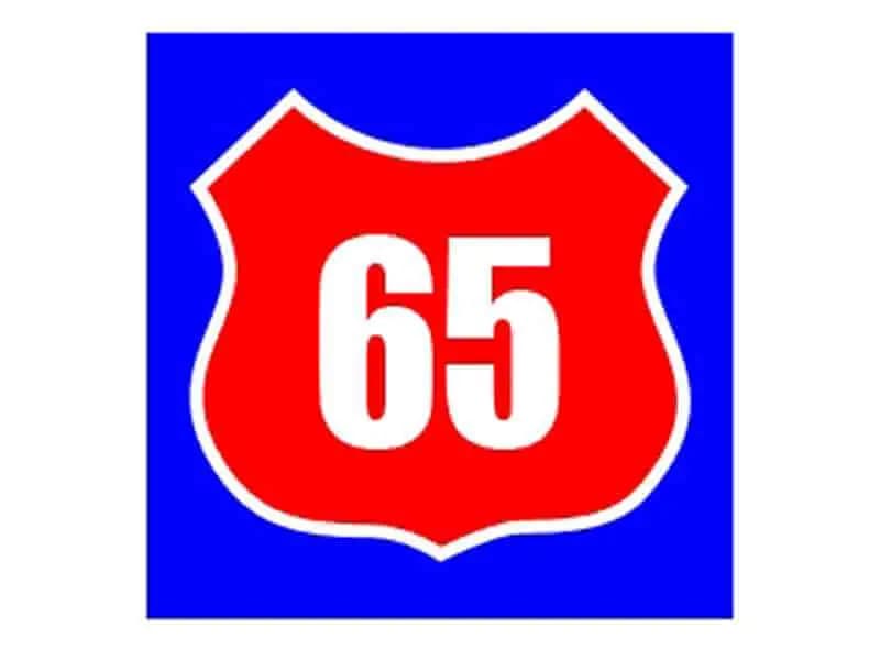 Pe drumurile publice marcate cu simbolul alăturat, limita maximă de viteză în afara localităţilor, pentru autoturisme, este de: